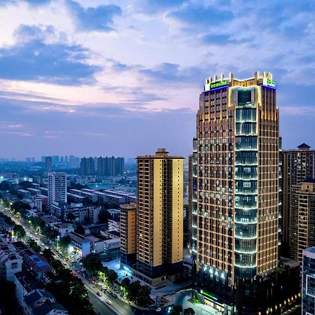 Holiday Inn Express Nanning Jiangnan By Ihg Экстерьер фото
