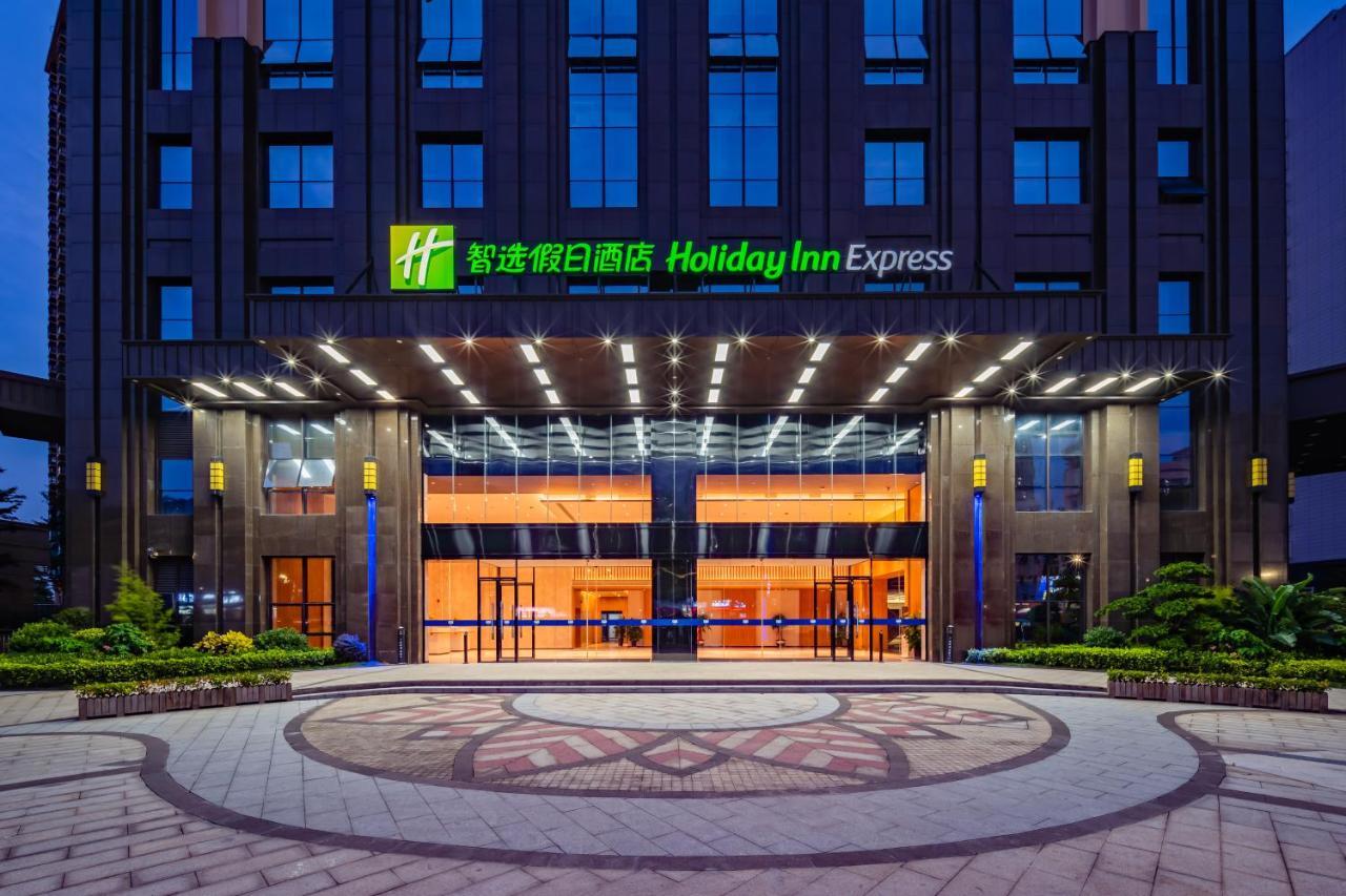 Holiday Inn Express Nanning Jiangnan By Ihg Экстерьер фото