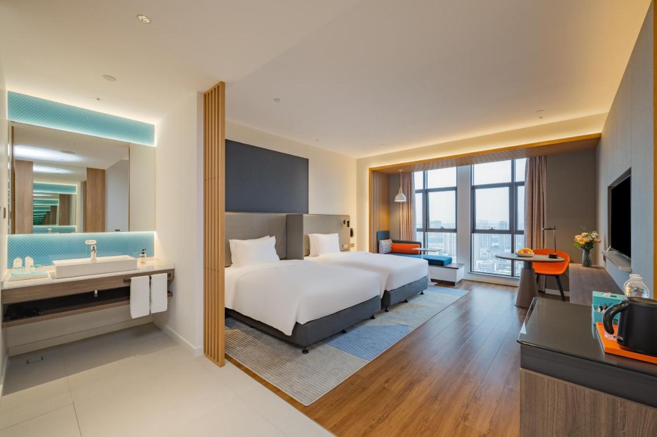 Holiday Inn Express Nanning Jiangnan By Ihg Экстерьер фото